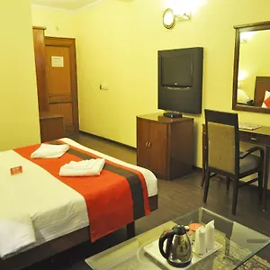 Oyo Sikanderpur Metro Station Hotel